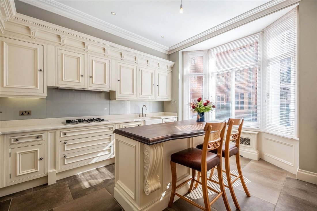 Apartment in Campden Hill, Kensington And Chelsea, England 4 - 17897471