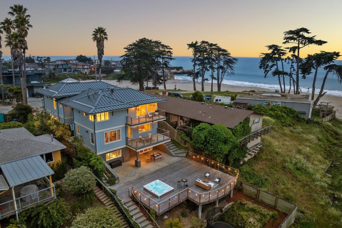 House in Santa Cruz, California, United States 2 - 17901426