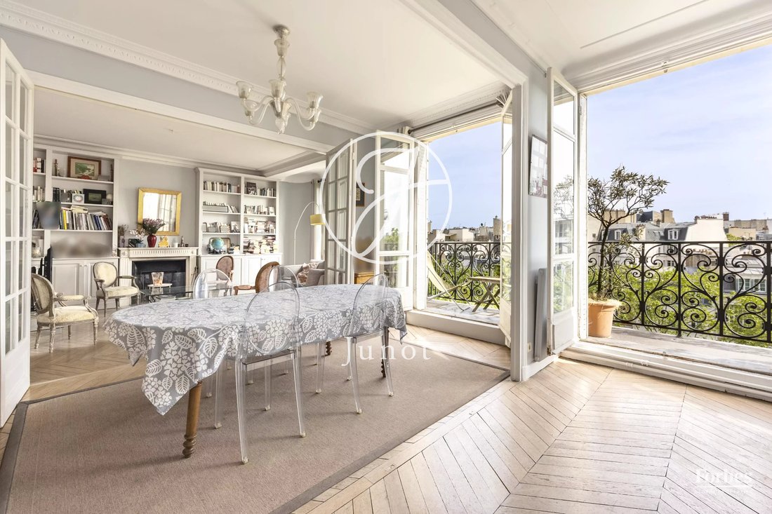 Apartment in Champerret-Berthier, Paris 17e Arrondissement, Paris 3 - 17896990