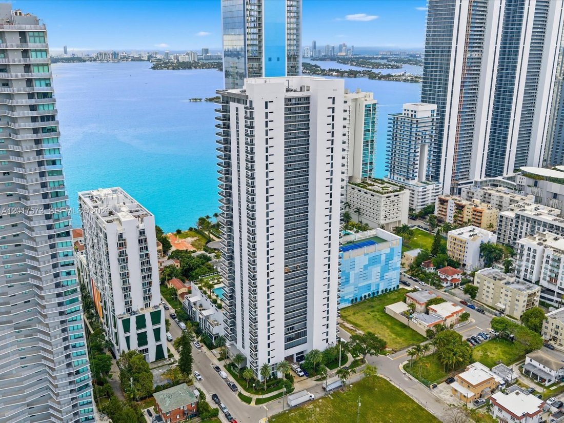 Condo in Miami, Florida, United States 4 - 17898569