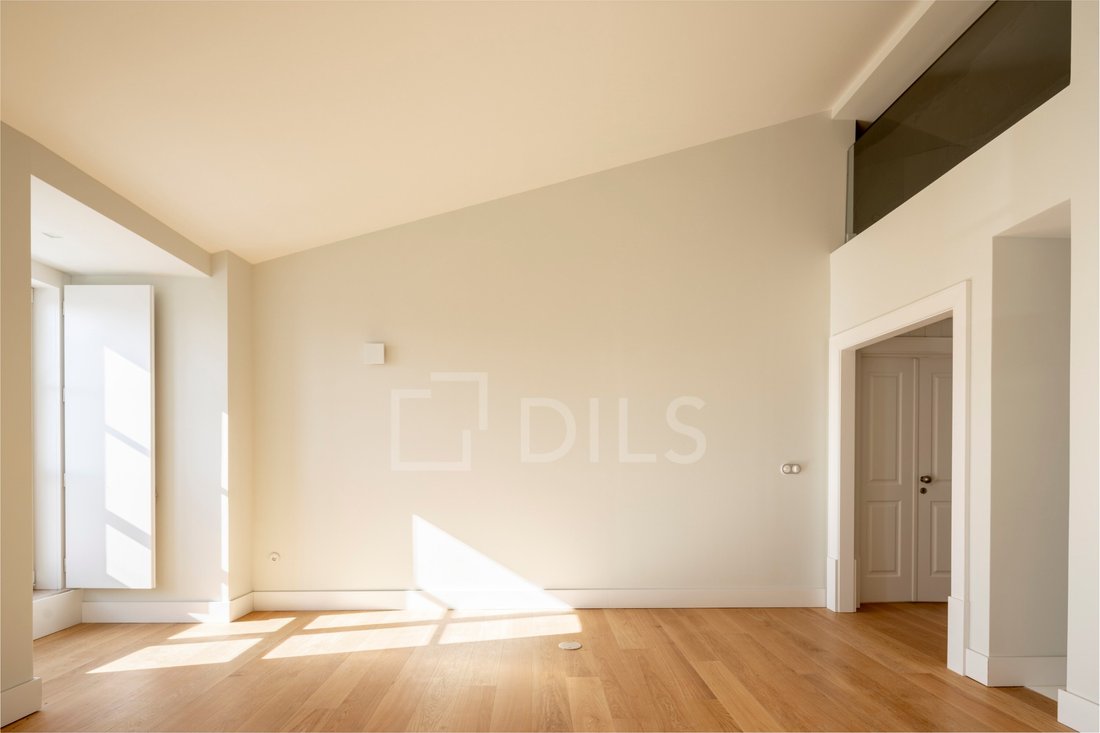 Apartment in Misericordia, Lisbon, Portugal 2 - 12294673