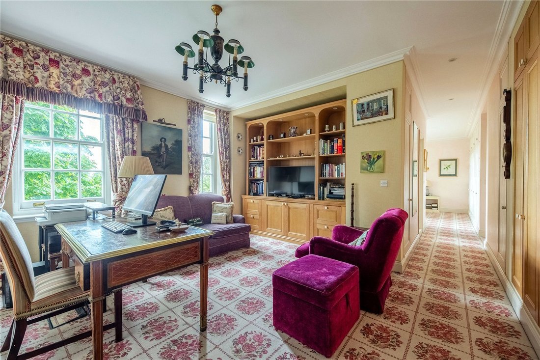 Apartment in Campden Hill, Kensington And Chelsea, England 5 - 17897477