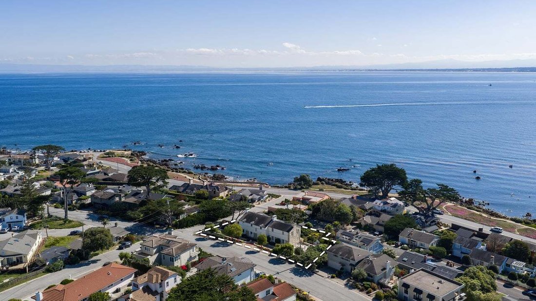 House in Pacific Grove, California, United States 2 - 17900267