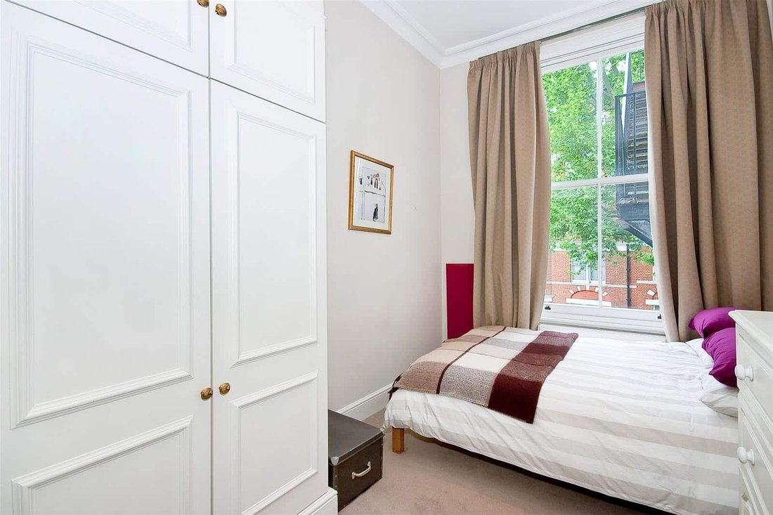 Apartment in Campden Hill, Kensington And Chelsea, England 4 - 17901345