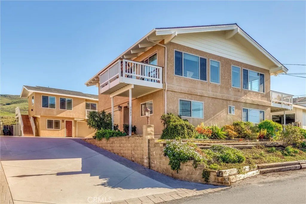 Cayucos, California, United States 1 - 17895576