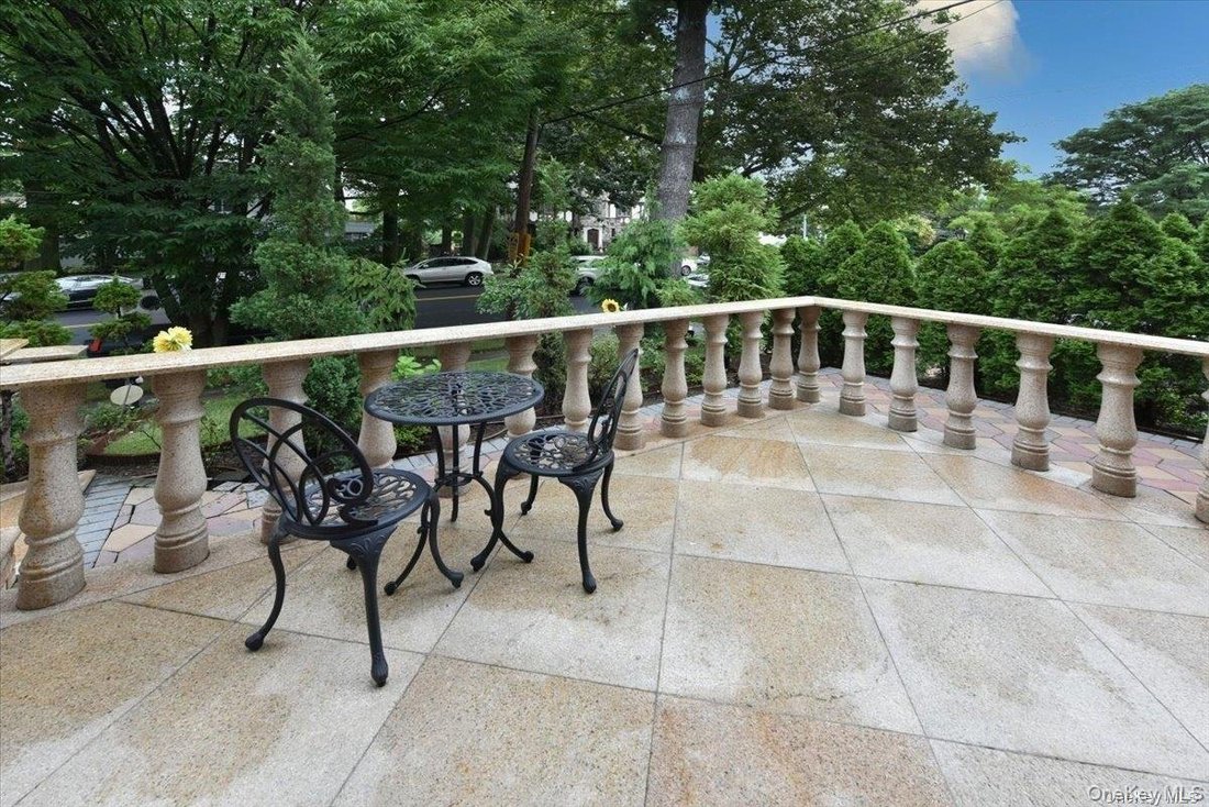 House in New York, New York, United States 3 - 17899011