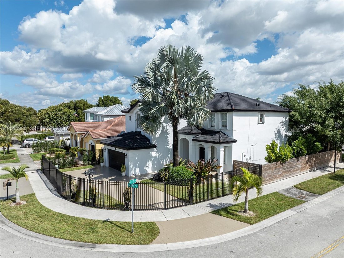 House in West Miami, Florida, United States 4 - 17896666