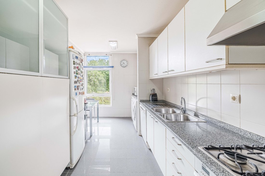 Apartment in Carcavelos e Parede, Lisbon, Portugal 1 - 17900080