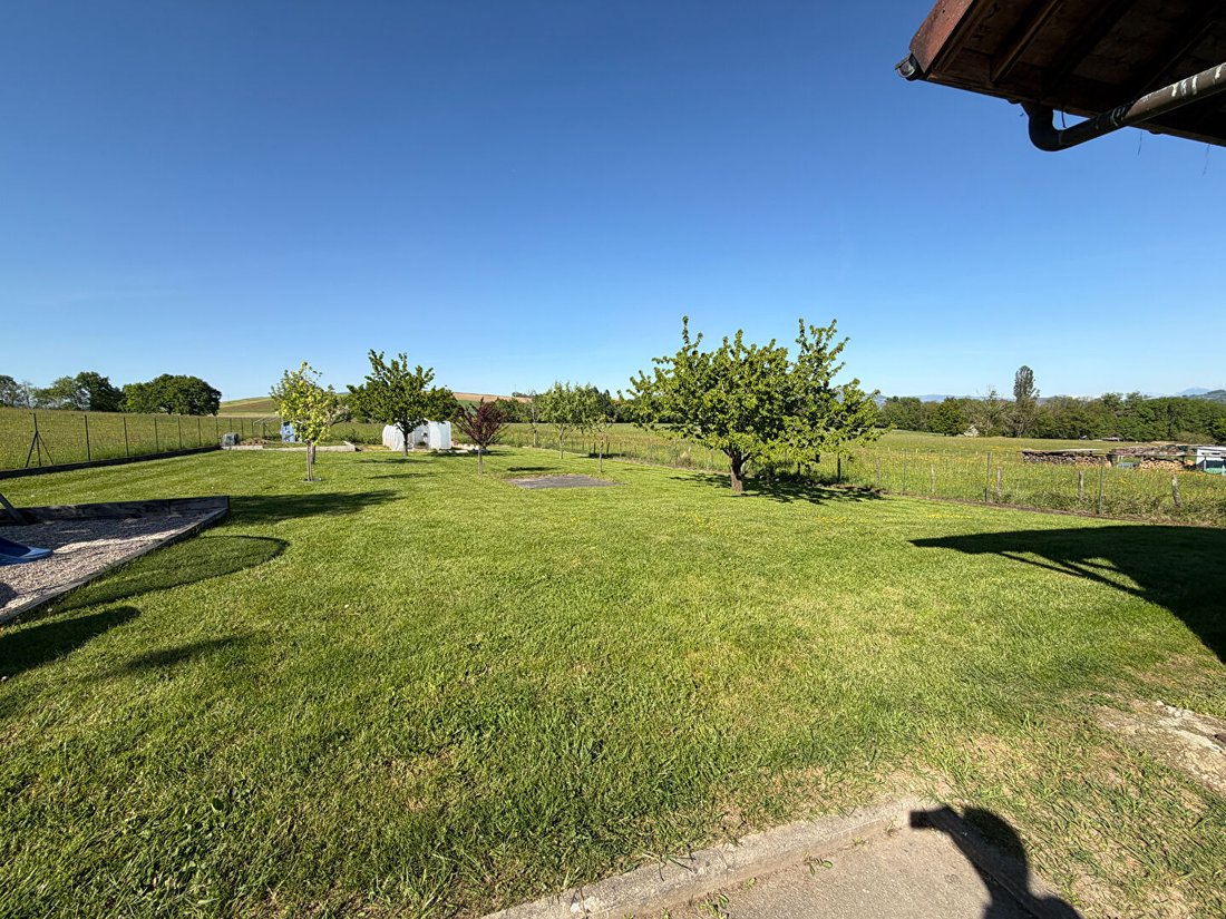 Villa in Bassy, Auvergne-Rhône-Alpes, France 4 - 17896826