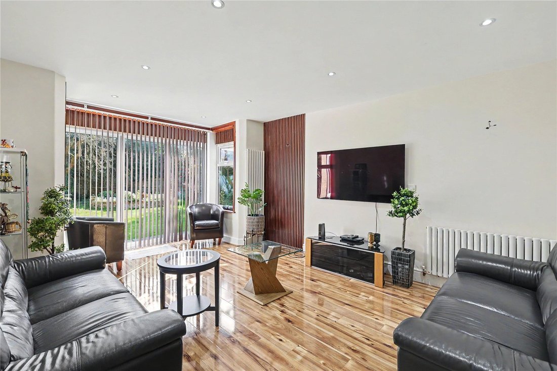 House in Clay Hill, Enfield, England 4 - 17895558