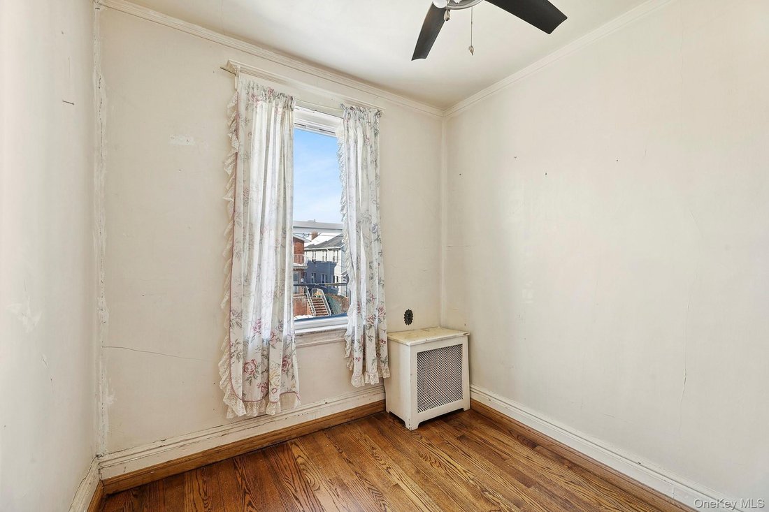 House in New York, New York, United States 3 - 17895628