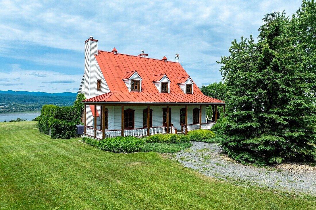 Farm Ranch in Saint-Pierre-de-l'Île-d'Orléans, Quebec, Canada 5 - 17871322