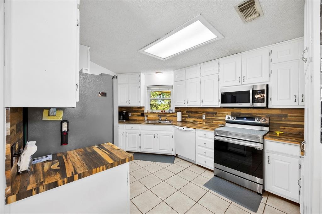 House in Joshua, Texas, United States 5 - 17895929