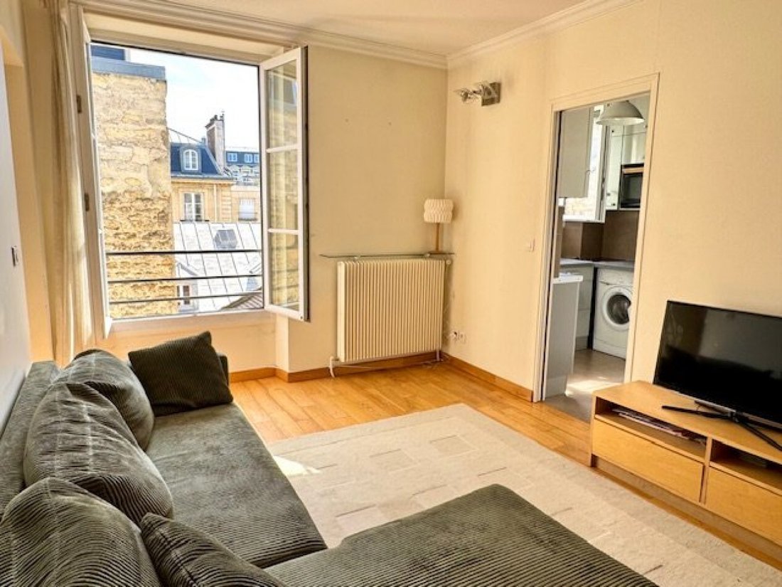 Apartment in Montorgueil-Saint Denis, Paris 2e Arrondissement, Paris 3 - 17896262
