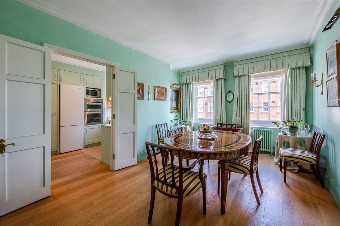 Apartment in Campden Hill, Kensington And Chelsea, England 4 - 17897477