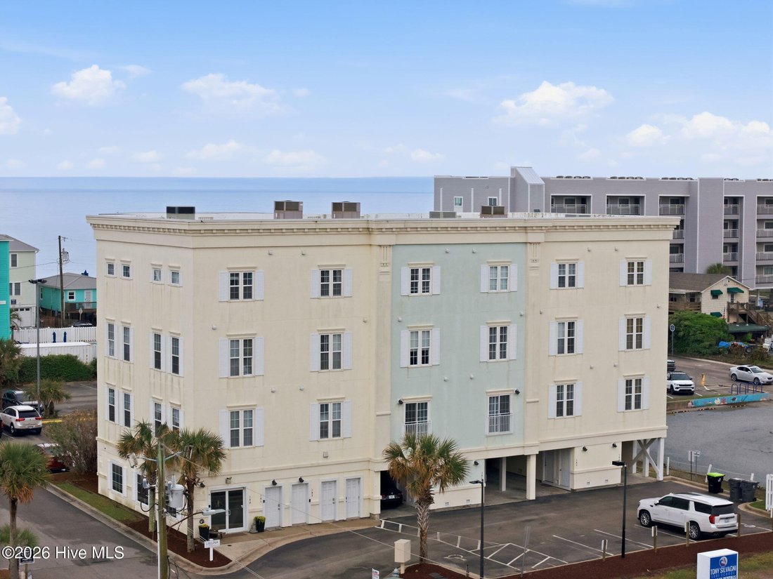 Condo in Carolina Beach, North Carolina, United States 1 - 17898877
