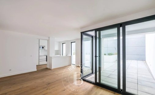 Apartment in Sao Vicente, Lisbon, Portugal 1