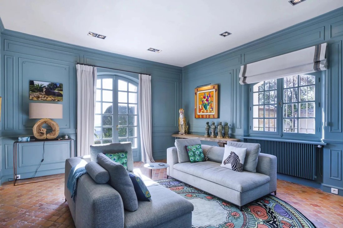 Villa in Grasse, Provence-Alpes-Côte d'Azur, France 5 - 17896971