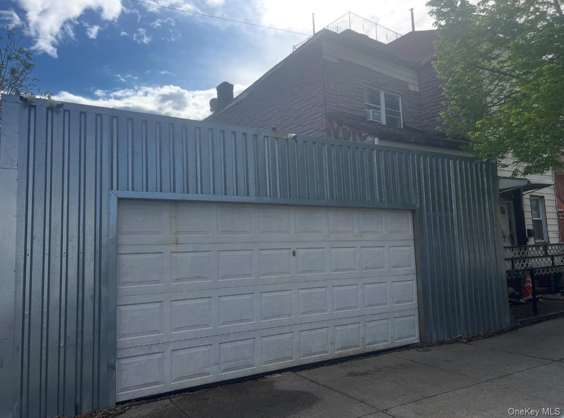 House in New York, New York, United States 2 - 17898996