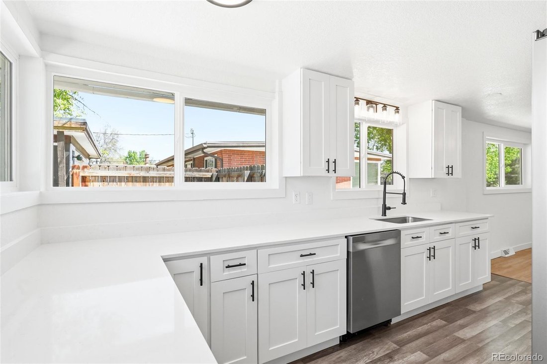 House in Lakewood, Colorado, United States 5 - 17897917