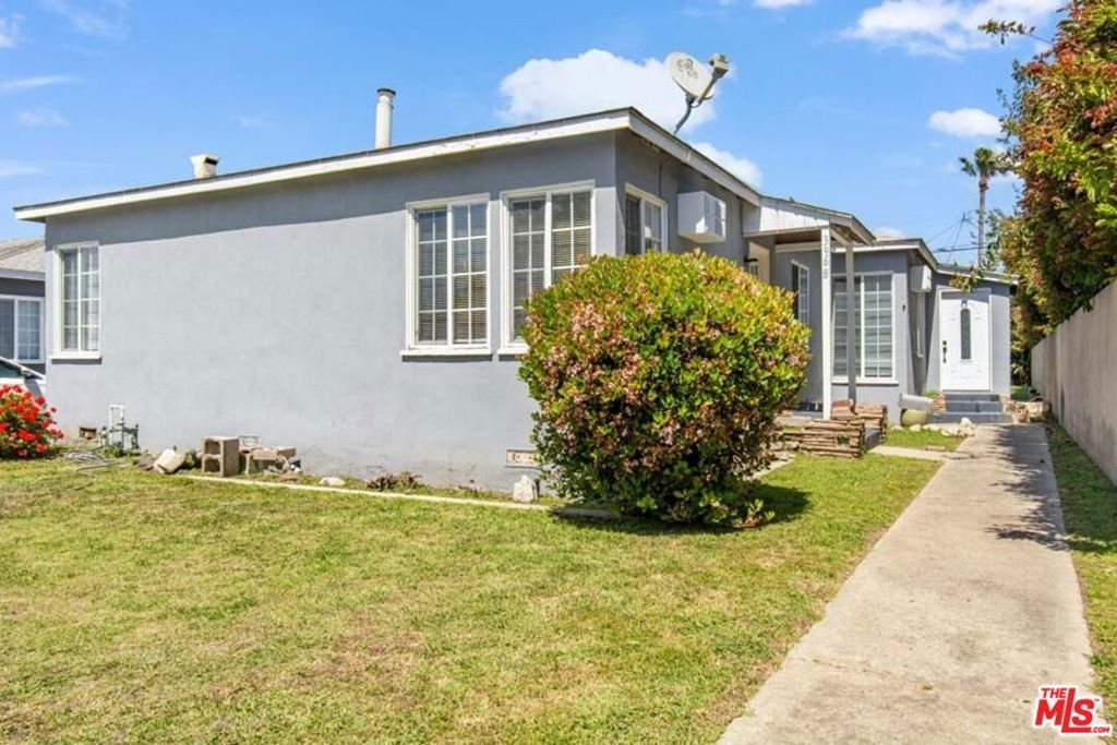 Culver City, California, United States 3 - 17899097
