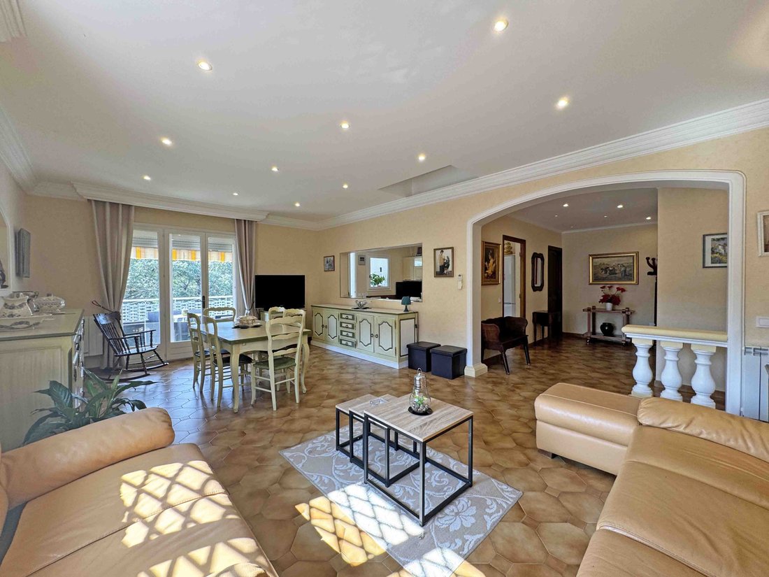 Apartment in Plan de Noves, Vence, France 2 - 17899363
