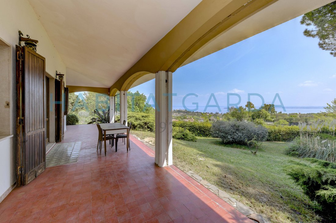 Villa in Soiano del Lago, Lombardy, Italy 1 - 17900835