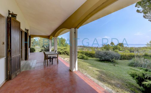 Villa a Soiano del Lago, Lombardia, Italia 1