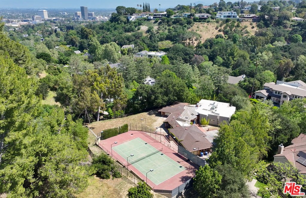 House in Los Angeles, California, United States 4 - 17899066