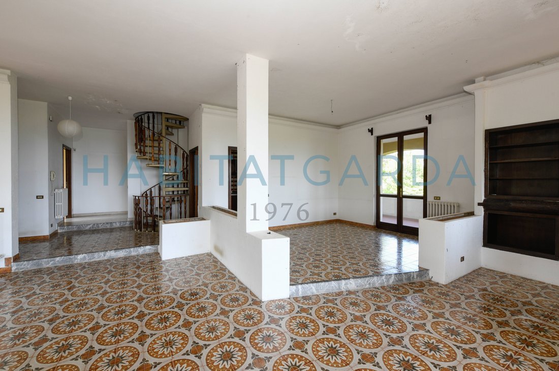 Villa in Soiano del Lago, Lombardy, Italy 4 - 17900835