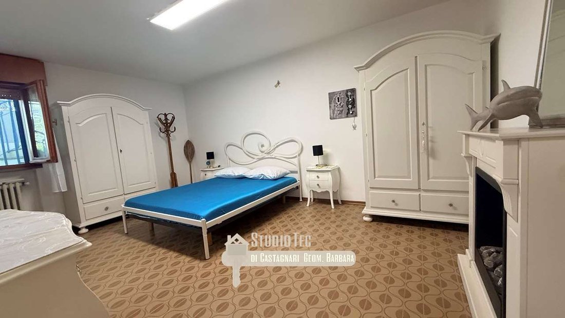 Apartment in Marina di Ravenna, Ravenna, Emilia-Romagna 2 - 17898631