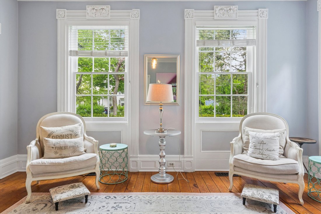 Sag Harbor, New York, United States 2 - 17896680