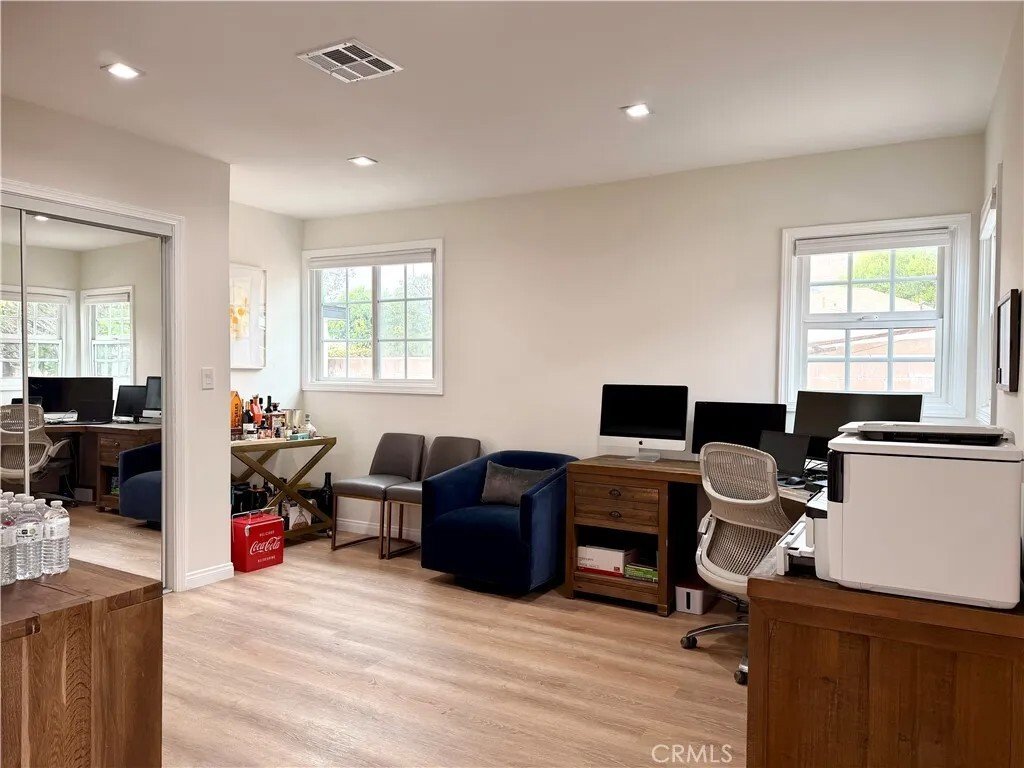 Apartment in Los Angeles, California, United States 2 - 17899448