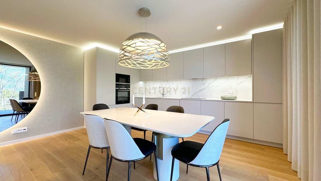 Apartment in Santa Marinha e Sao Pedro da Afurada, Porto District, Portugal 1 - 17488410