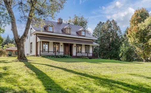 House in Saint-Georges, Quebec, Canada 1