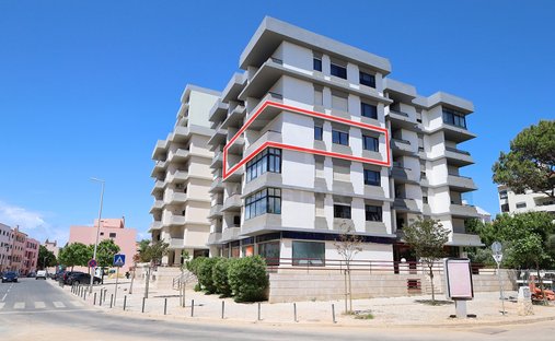 Apartment in Cascais e Estoril, Lisbon, Portugal 1