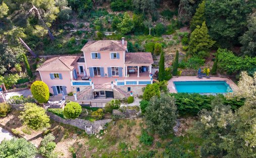 House in Village-Cros de Caste-Coupiere-Mont Gros, Roquebrune-Cap-Martin, France 1