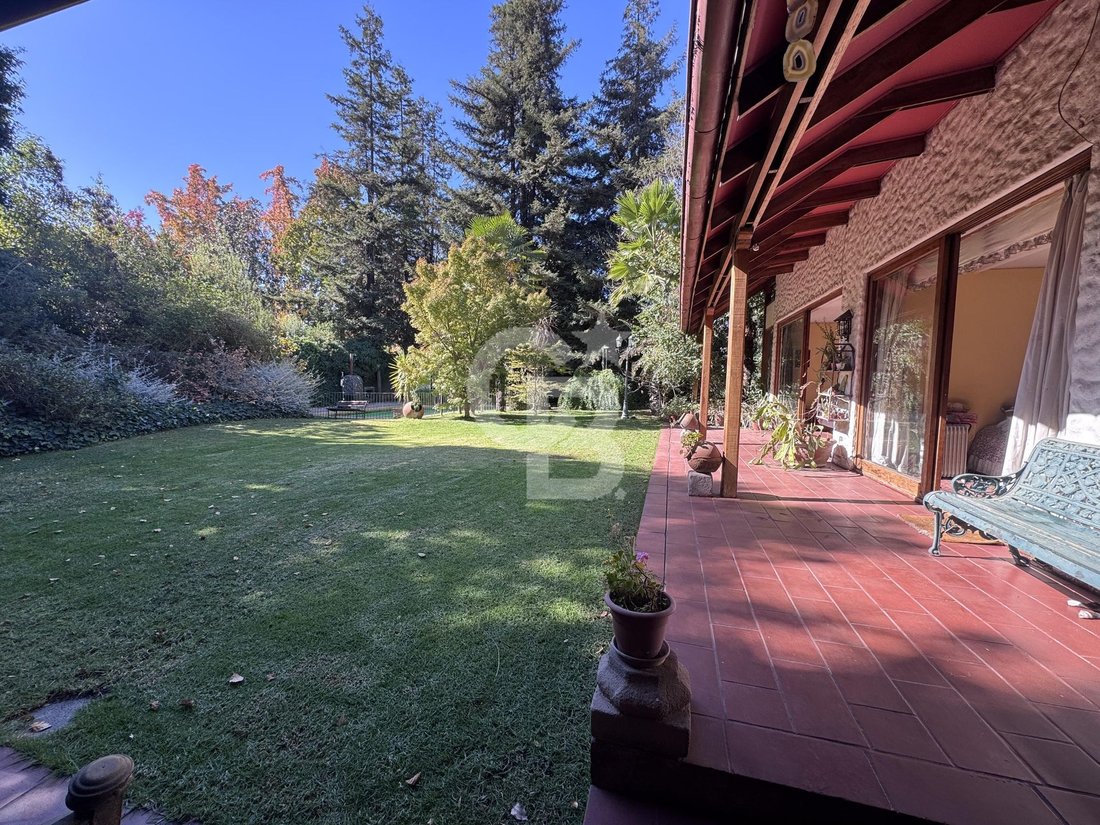 House in Lo Barnechea, Santiago Metropolitan Region, Chile 4 - 17896512