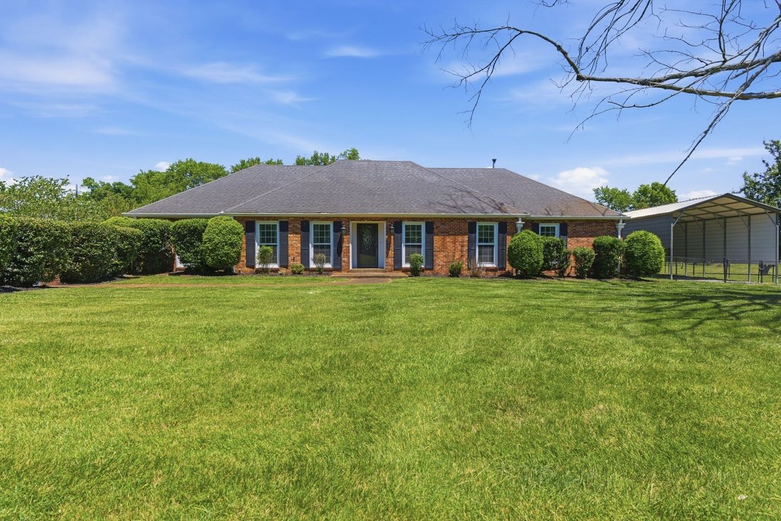 House in Lebanon, Tennessee, United States 1 - 17901524