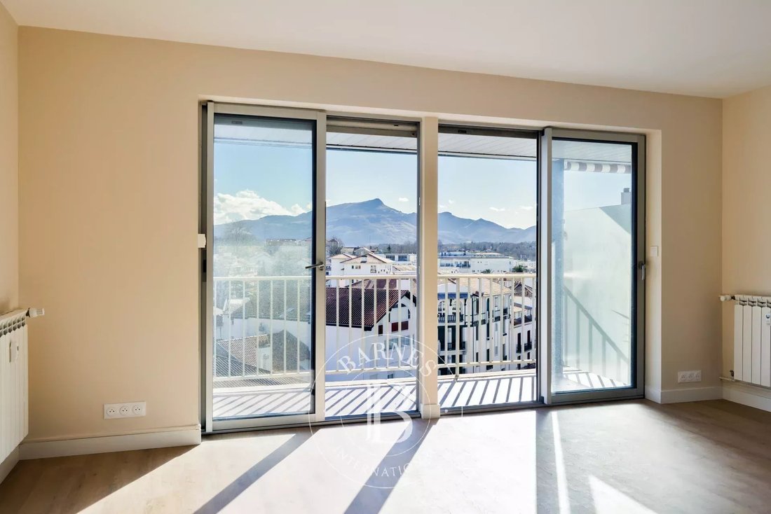 Apartment in Duconteria-Jai Alai-Stade, Saint-Jean-de-Luz, France 3 - 17897413