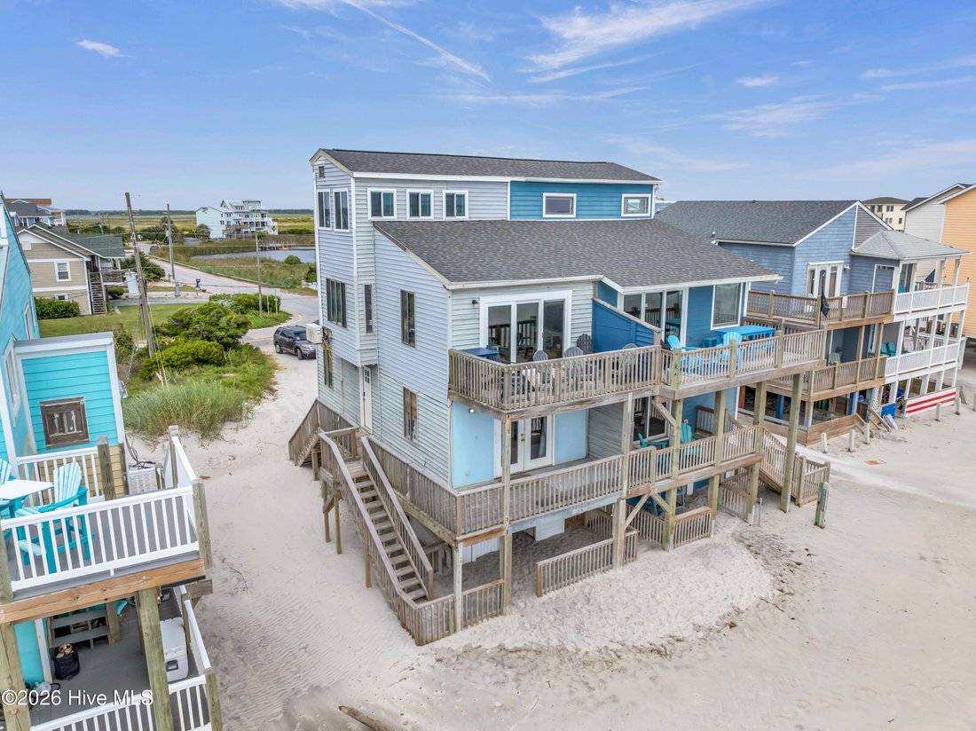 Townhouse in North Topsail Beach, North Carolina, United States 3 - 17898824