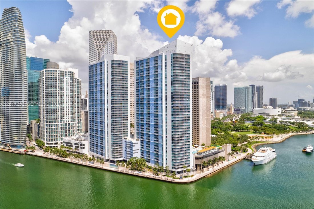 Condo in Miami, Florida, United States 1 - 17898591