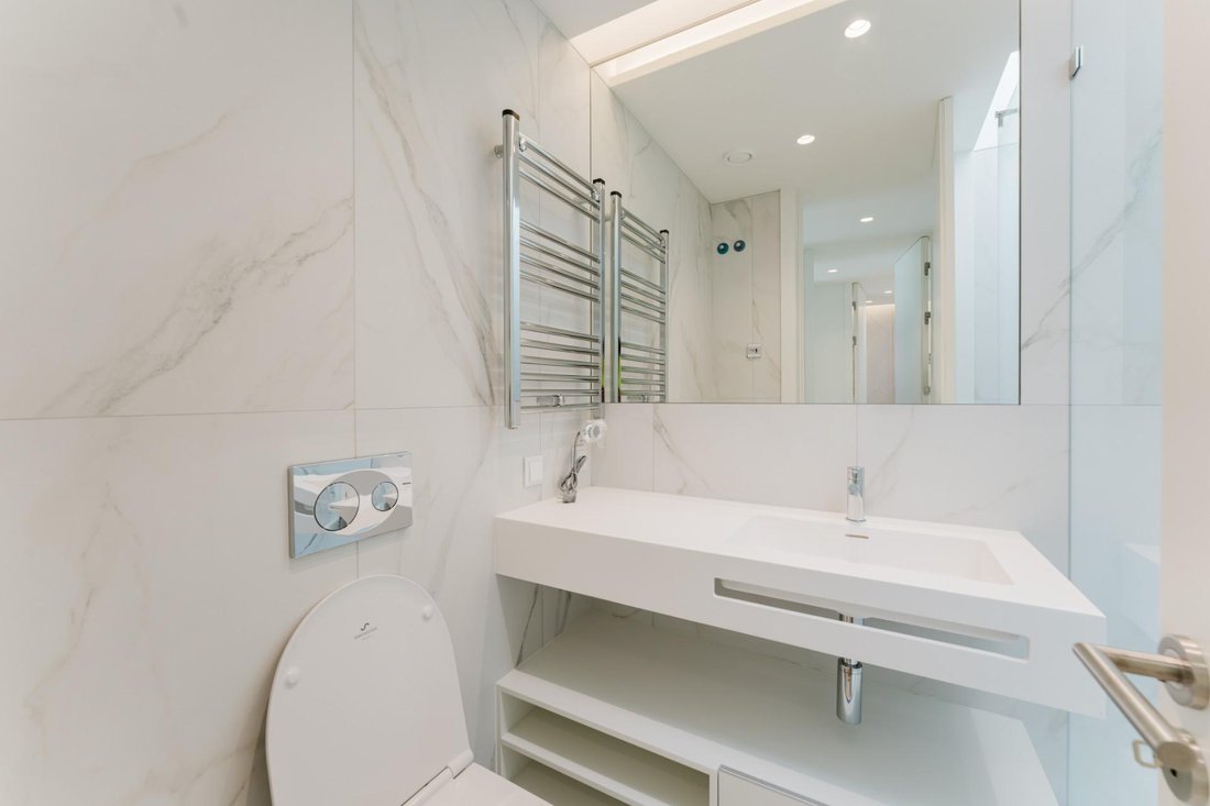Apartment in Belas, Lisbon, Portugal 5 - 17753209