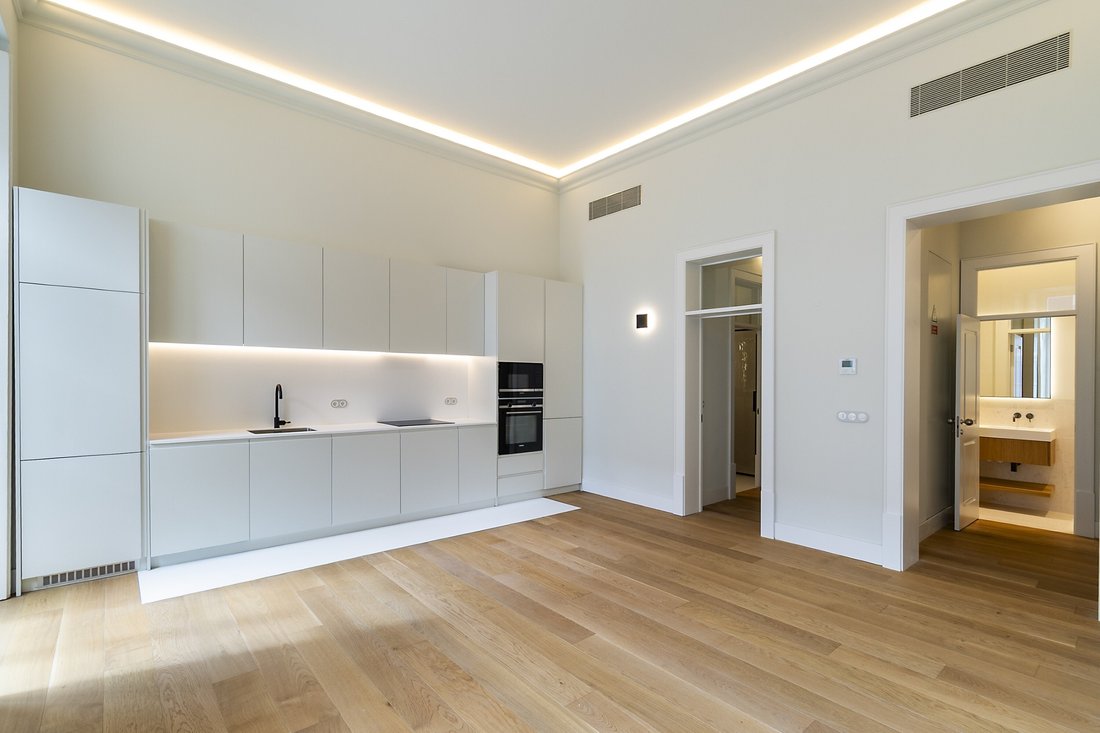Apartment in Misericordia, Lisbon, Portugal 3 - 17900108