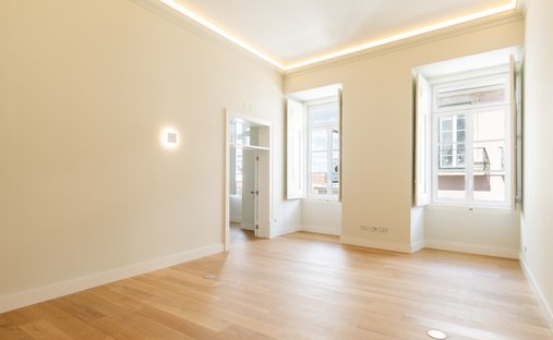 Apartment in Misericordia, Lisbon, Portugal 1