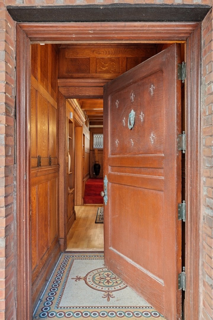 House in Chicago, Illinois, United States 4 - 17895802