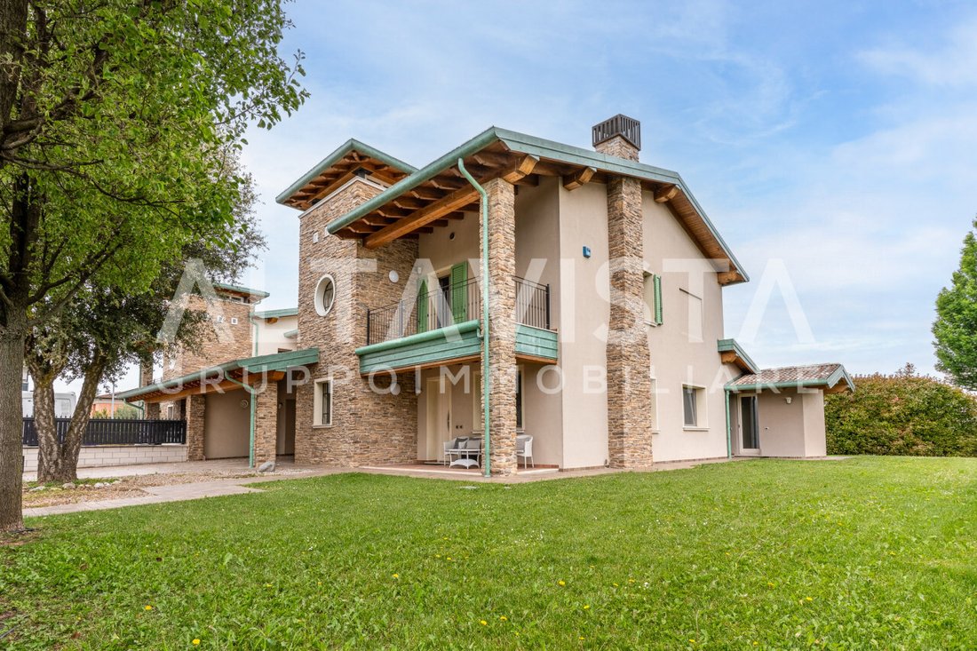 Villa in Carpenedolo, Lombardy, Italy 1 - 17900345
