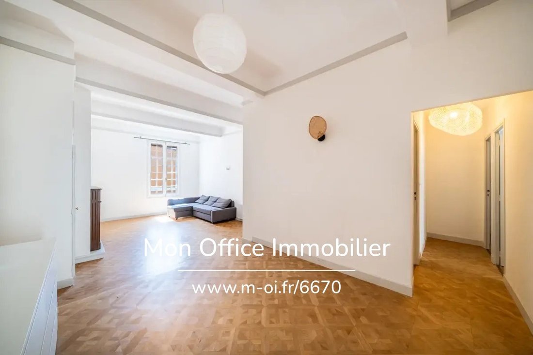 Apartment in Comtale-Cente-Cours Mirabeau, Aix-en-Provence, France 4 - 17896870