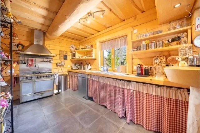 Chalet in Le Devoluy, Provence-Alpes-Côte d'Azur, France 5 - 17897007