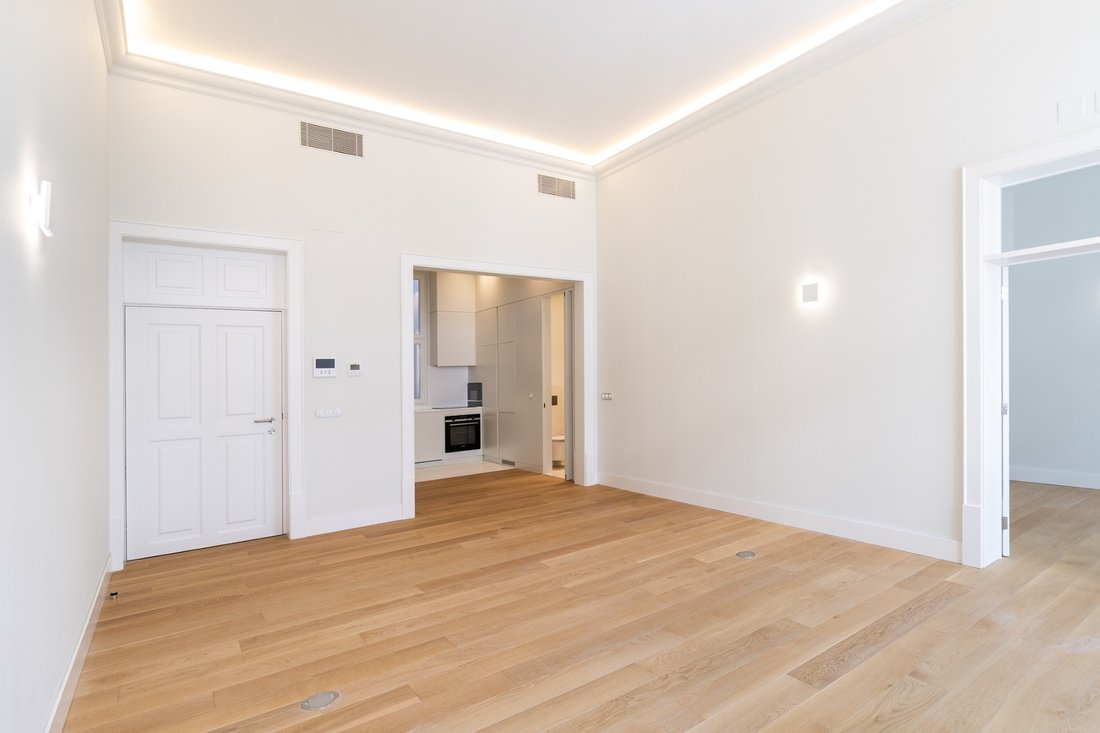 Apartment in Misericordia, Lisbon, Portugal 4 - 17900126